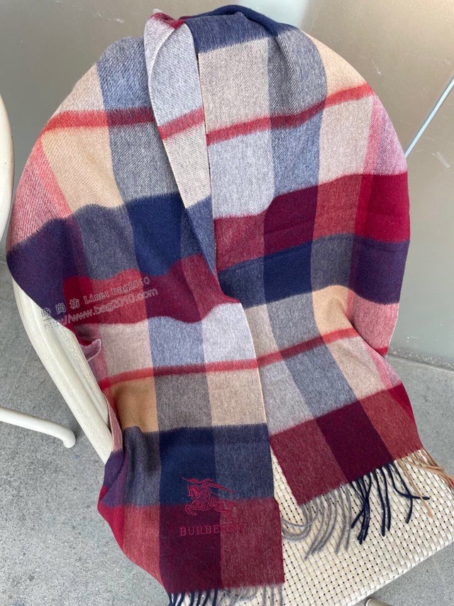 Burberry秋冬單品情侶款羊絨圍巾 巴寶莉2021新款格子圍巾  mmj1408